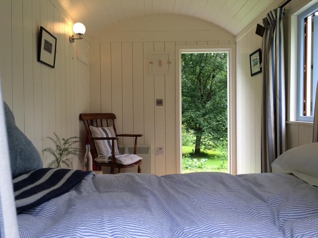 Blackstairs Shepherds Huts Killedmond Bagian luar foto