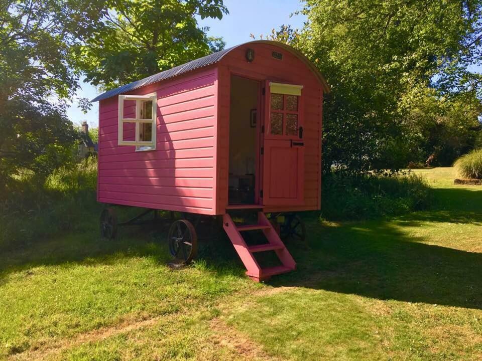 Blackstairs Shepherds Huts Killedmond Bagian luar foto